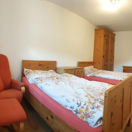 Privatzimmer Fasser In Muestair- Zentrale Lage Exterior foto