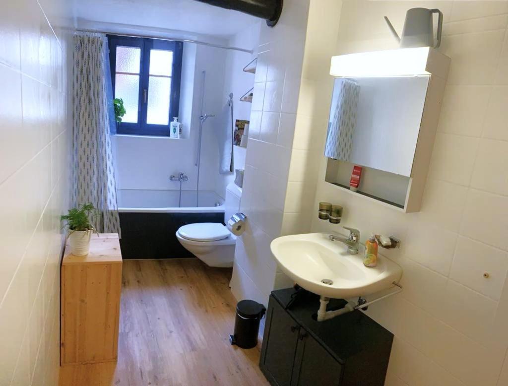 Privatzimmer Fasser In Muestair- Zentrale Lage Exterior foto